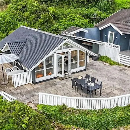 Holiday home Heda - 75m From The Sea By Interhome Hejls